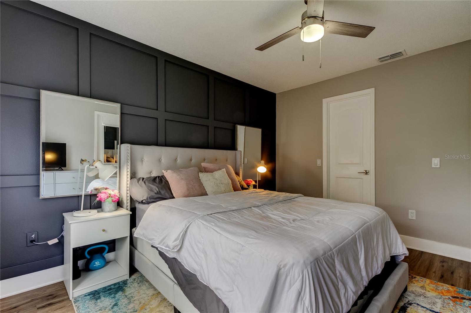Image 13 of 55 For 9481 Highland Oak Drive 1308