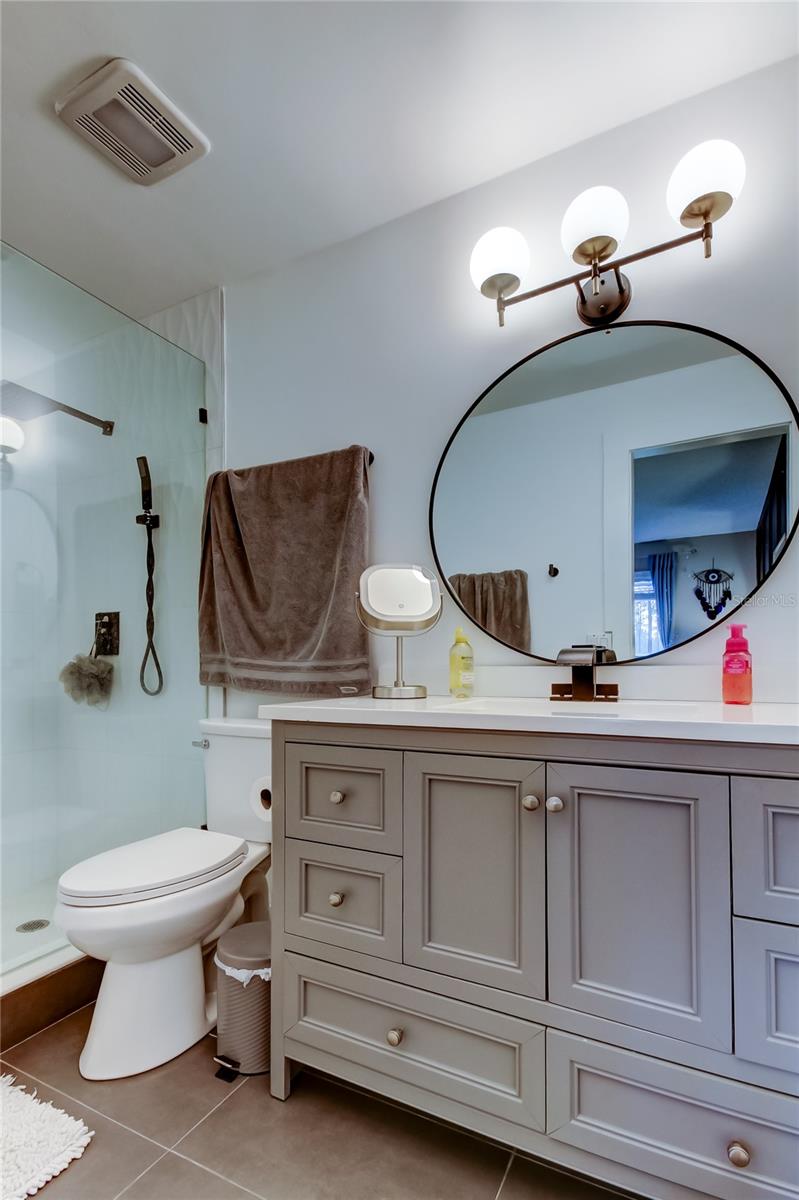 Image 31 of 55 For 9481 Highland Oak Drive 1308