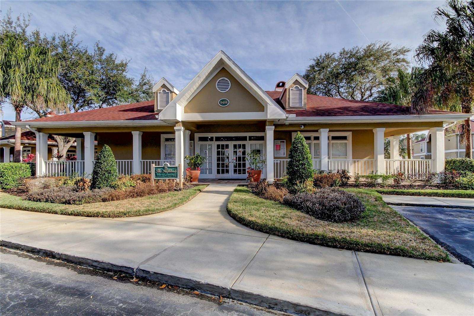 Image 37 of 55 For 9481 Highland Oak Drive 1308