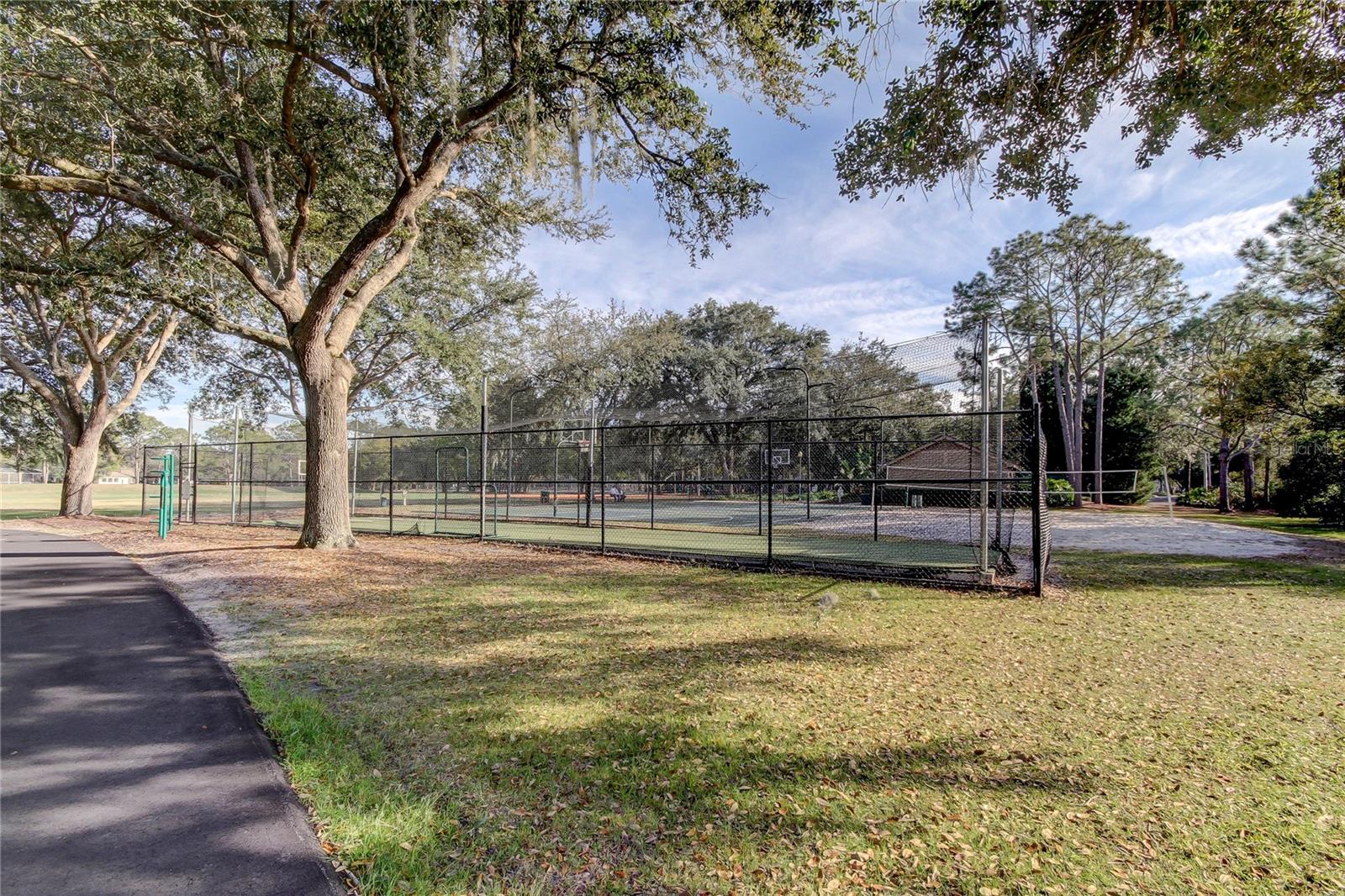 Image 45 of 55 For 9481 Highland Oak Drive 1308