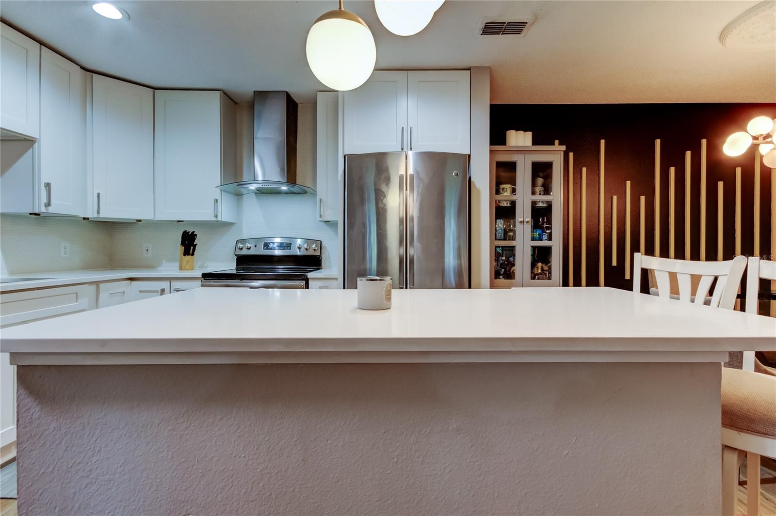 Image 5 of 55 For 9481 Highland Oak Drive 1308