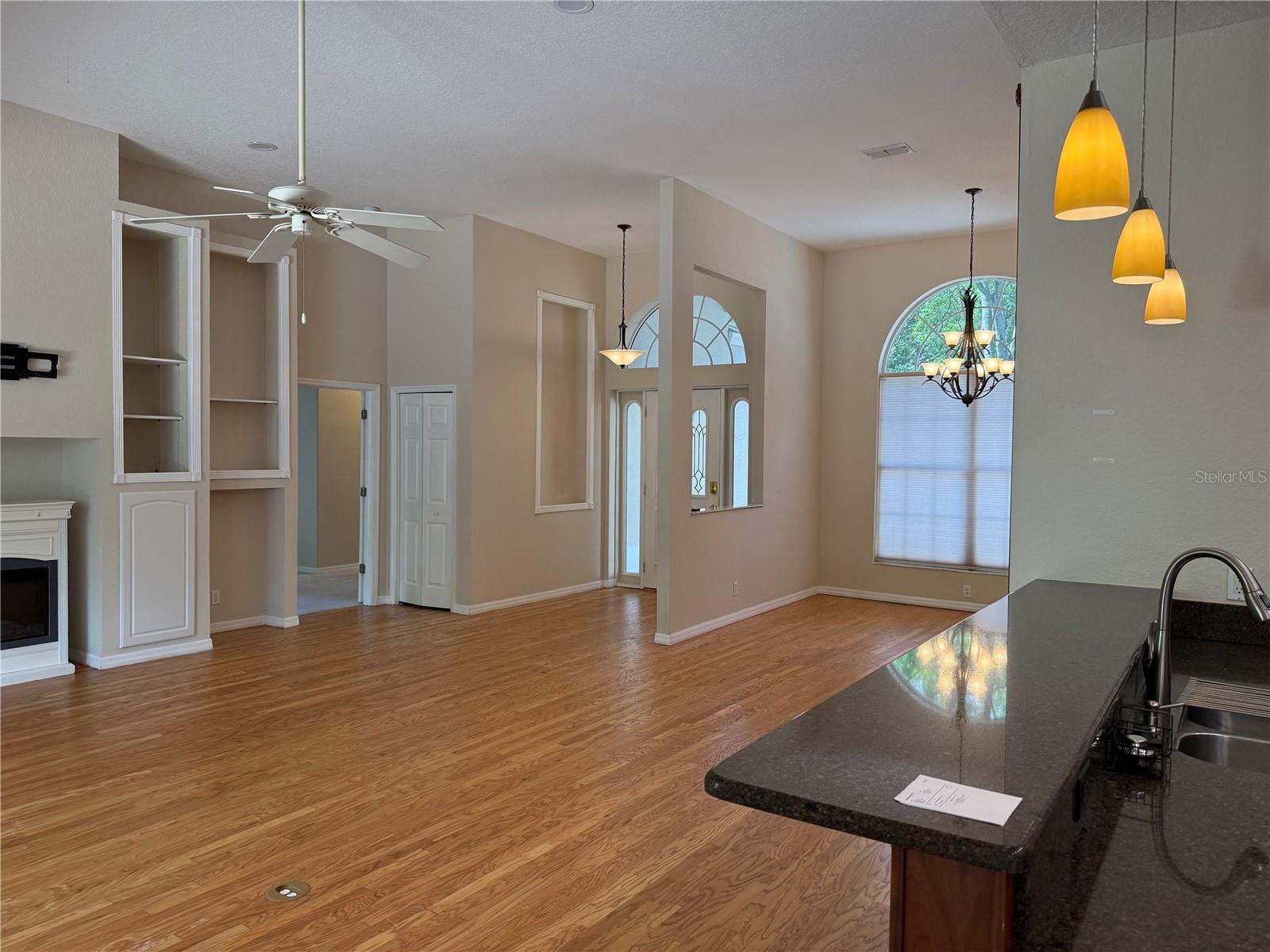 Image 4 of 31 For 2270 Barbara Drive