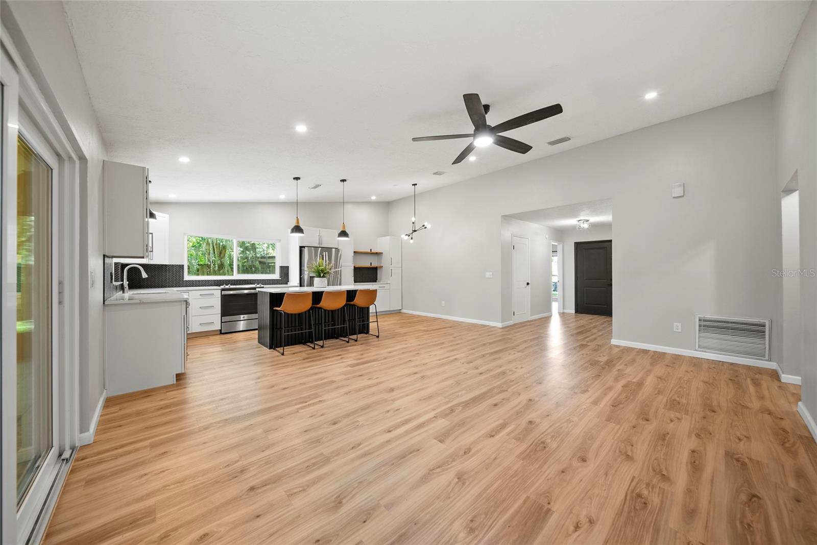 Image 10 of 38 For 4639 Cabbage Palm Drive
