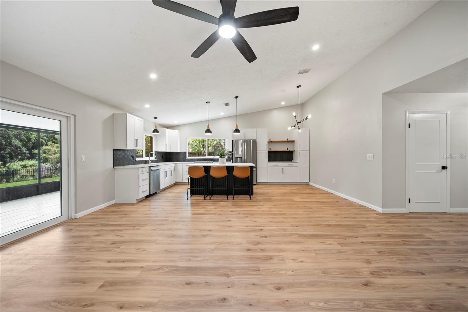 Image 13 of 38 For 4639 Cabbage Palm Drive