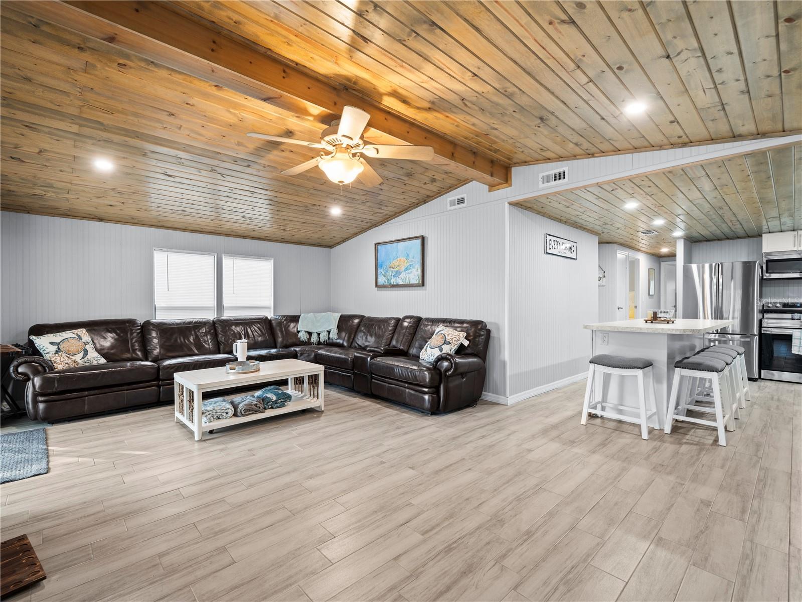 Image 10 of 53 For 6999 Richard Drive