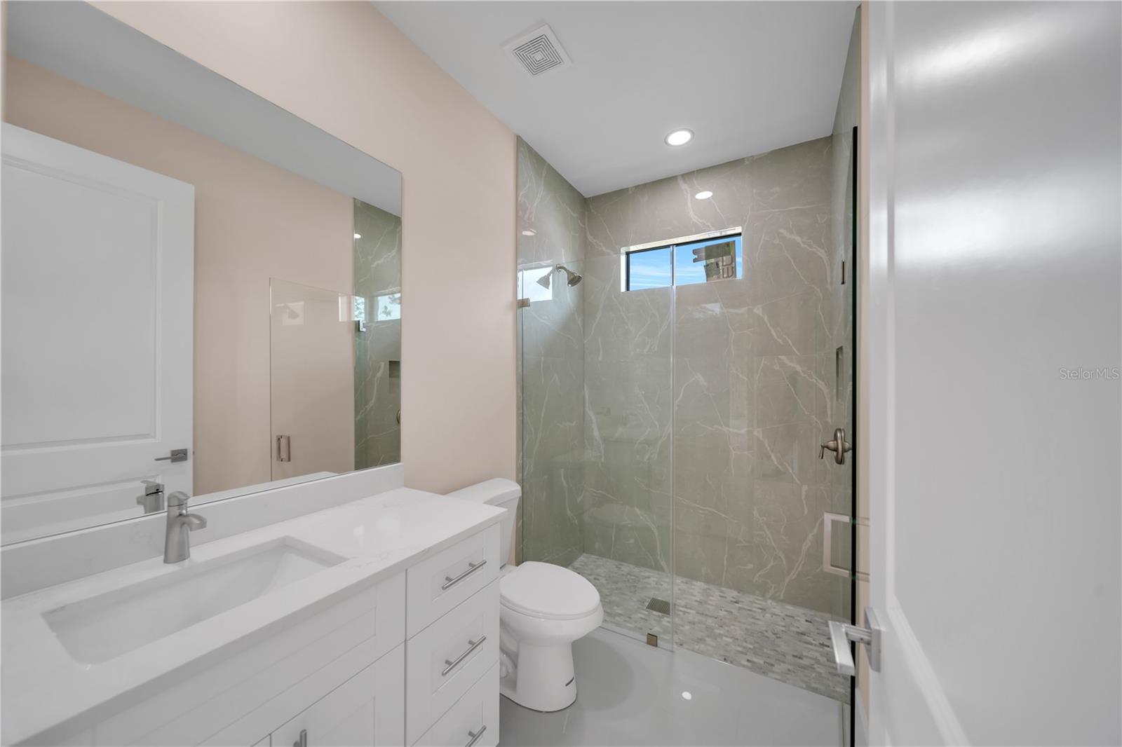 Image 10 of 28 For 2606 34th Street Sw