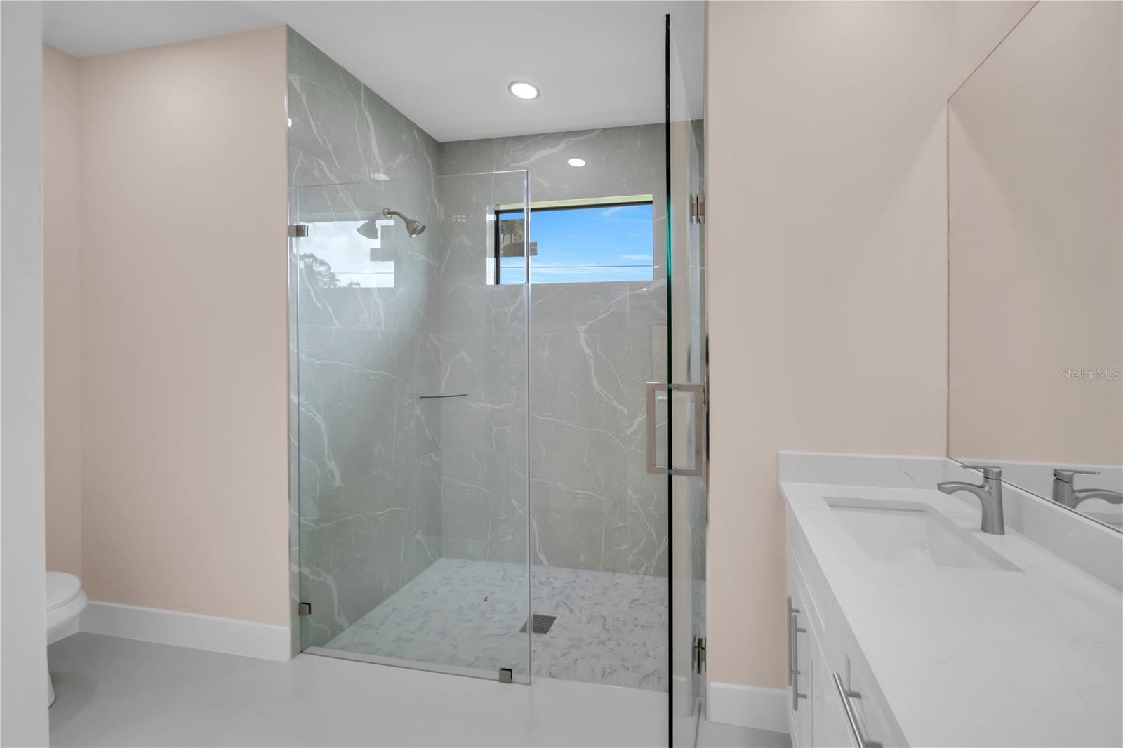 Image 21 of 28 For 2606 34th Street Sw