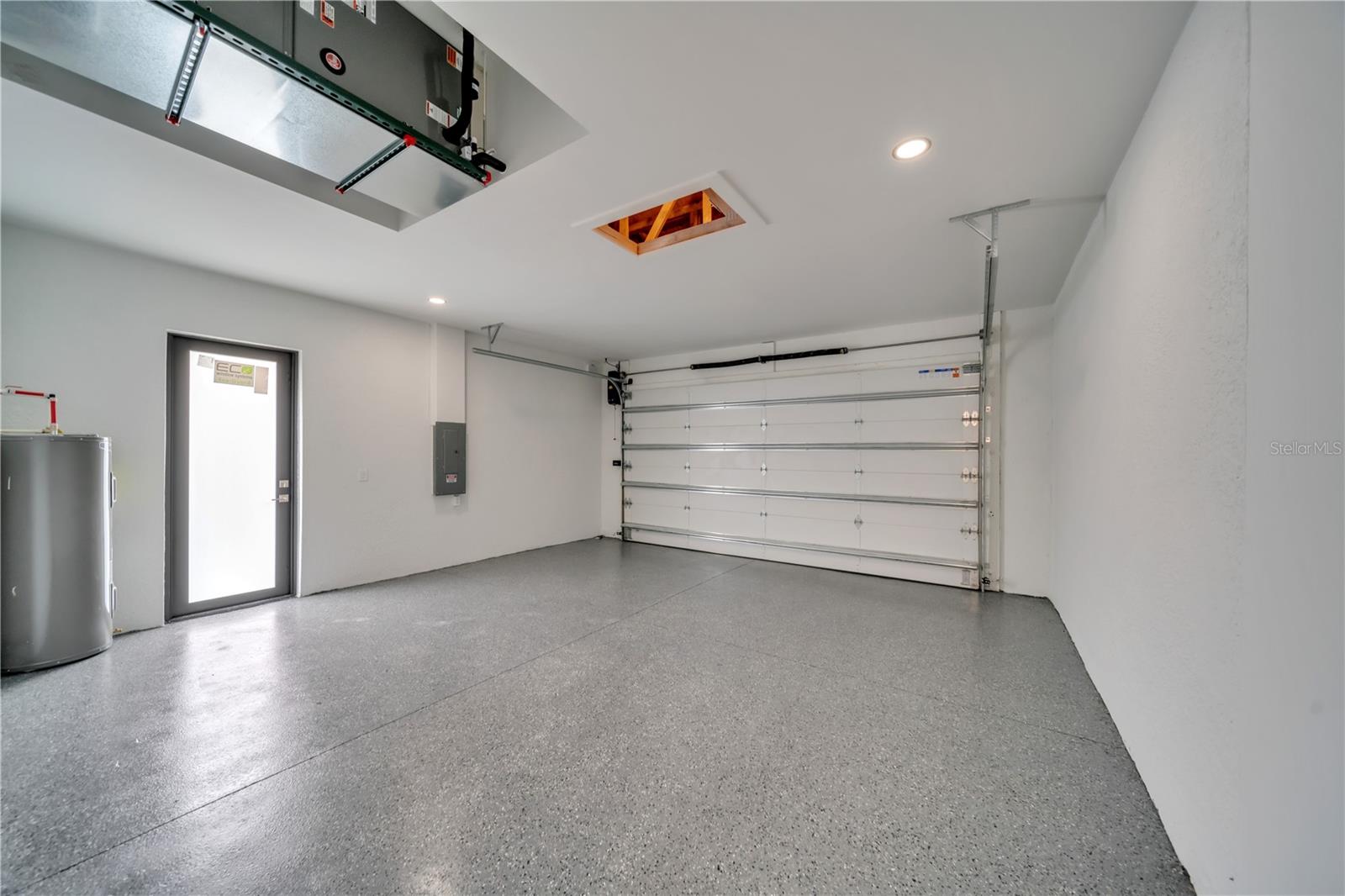 Image 24 of 28 For 2606 34th Street Sw