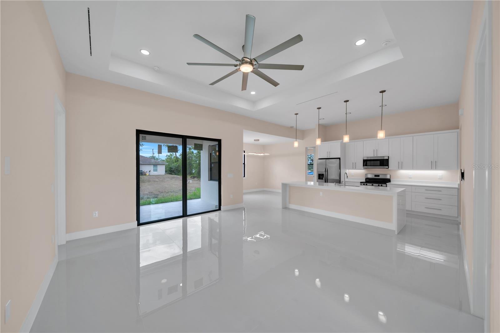 Image 3 of 28 For 2606 34th Street Sw