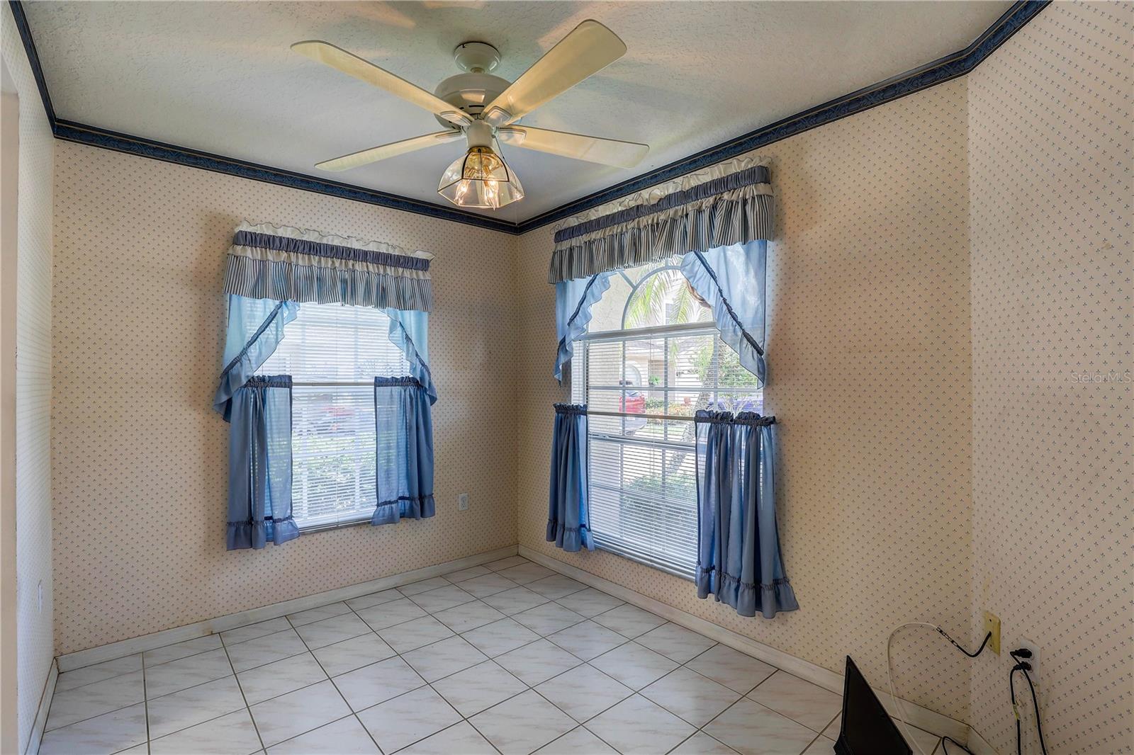 Image 10 of 35 For 8990 Antigua Drive