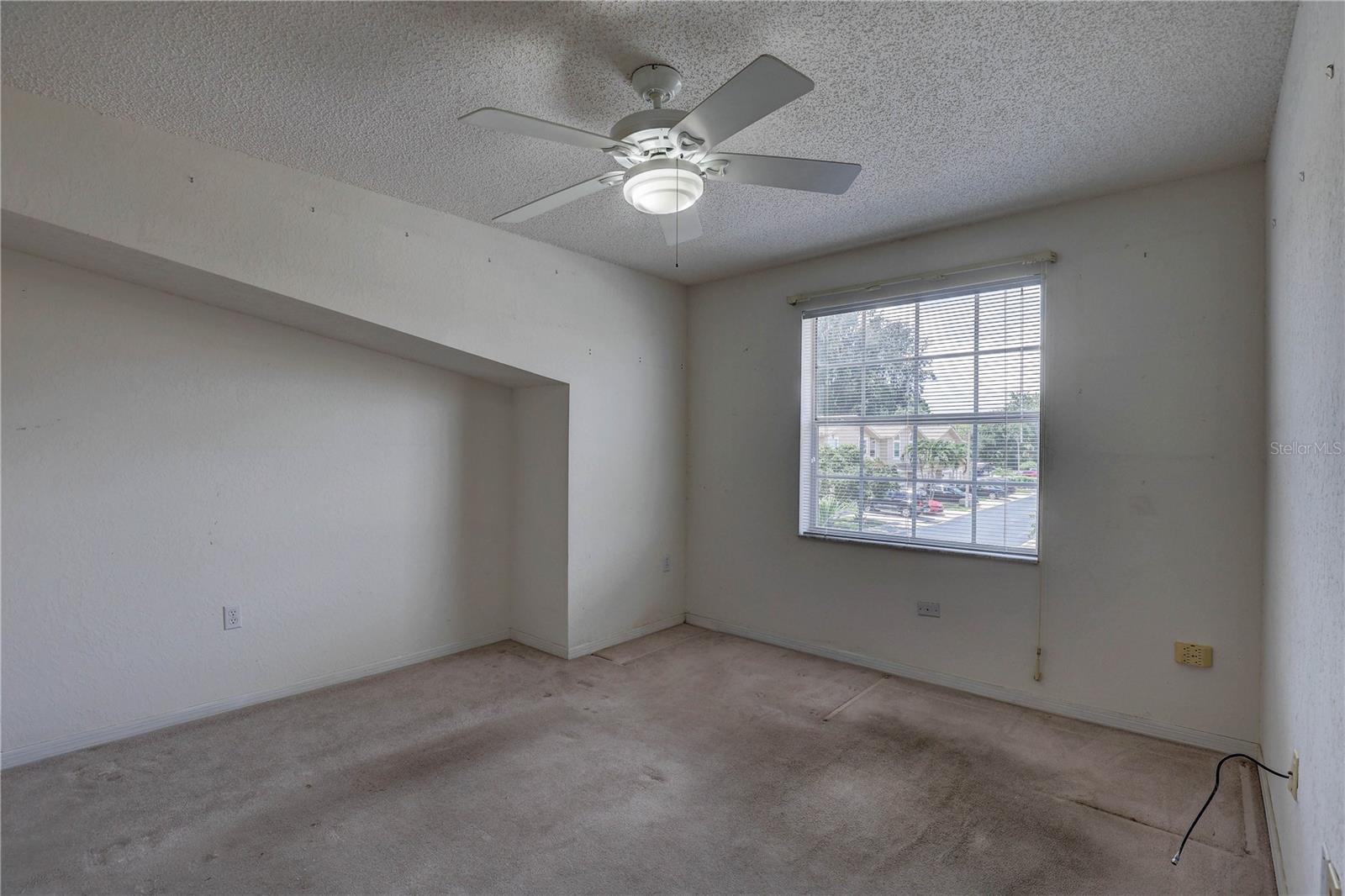 Image 17 of 35 For 8990 Antigua Drive