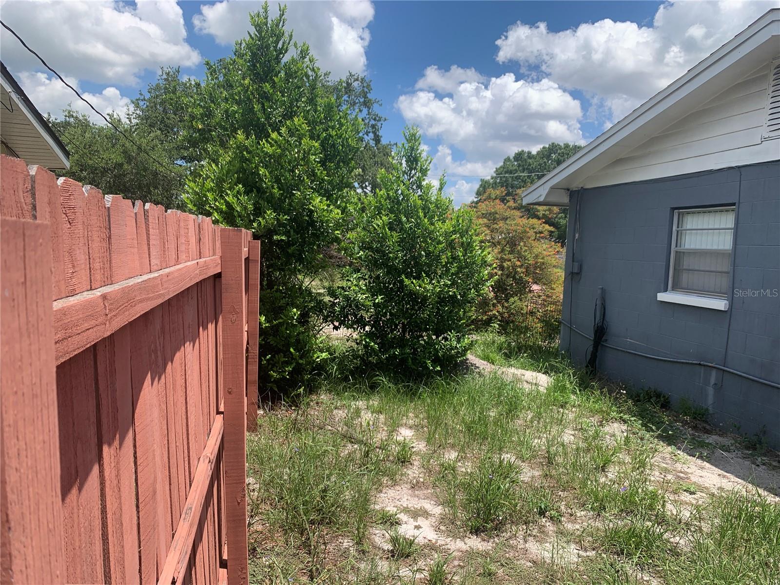 Image 7 of 9 For 119 Allen Avenue