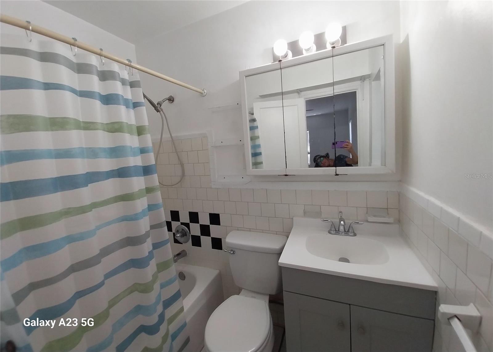 Image 10 of 25 For 586 140th Avenue E 2