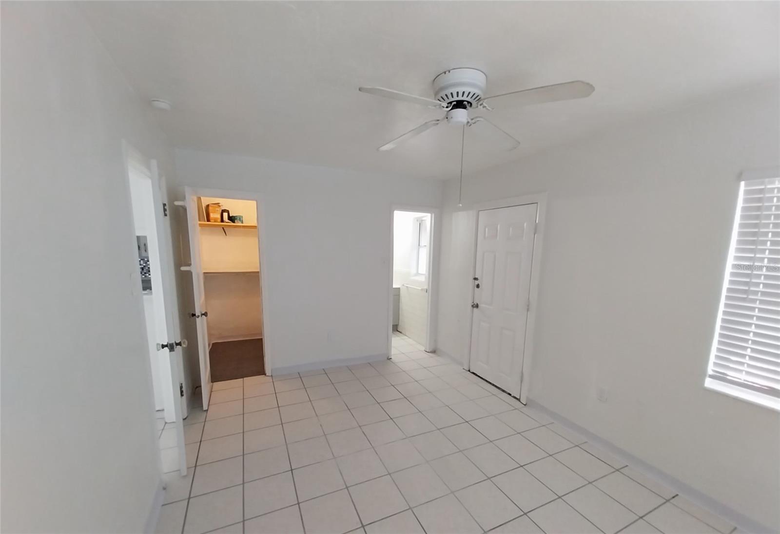 Image 12 of 25 For 586 140th Avenue E 2