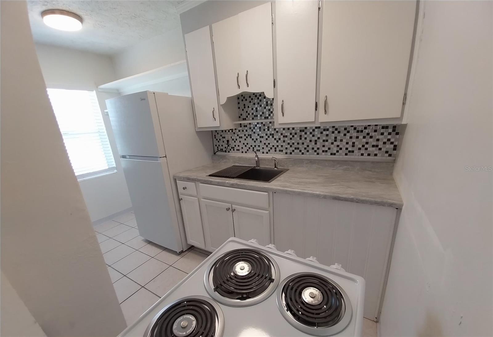 Image 5 of 25 For 586 140th Avenue E 2