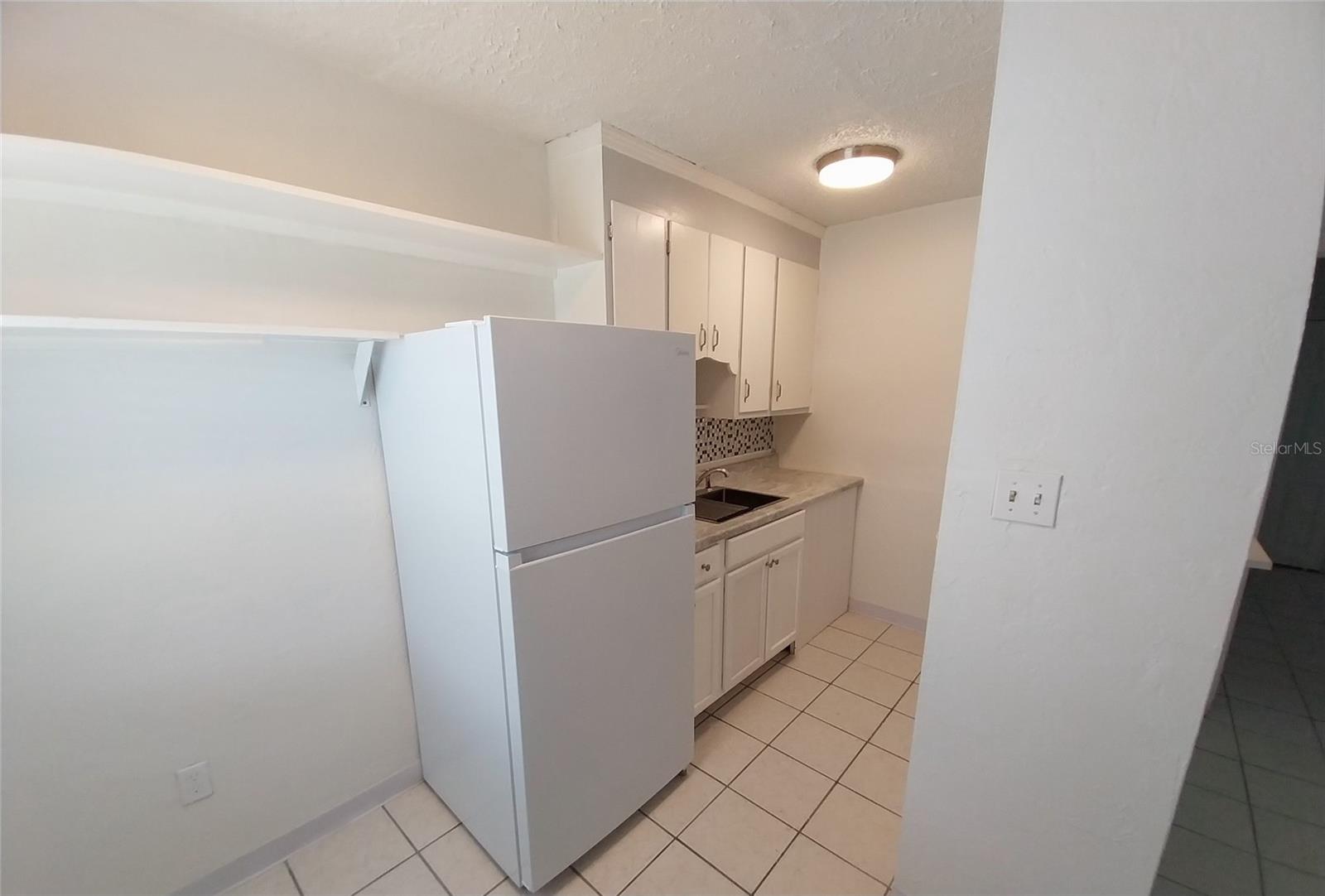 Image 6 of 25 For 586 140th Avenue E 2