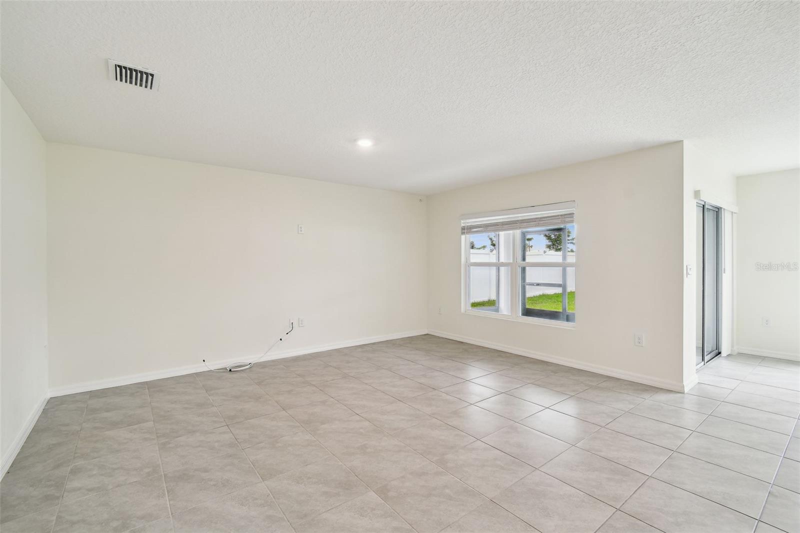 Image 10 of 64 For 4119 Autumn Amber Drive