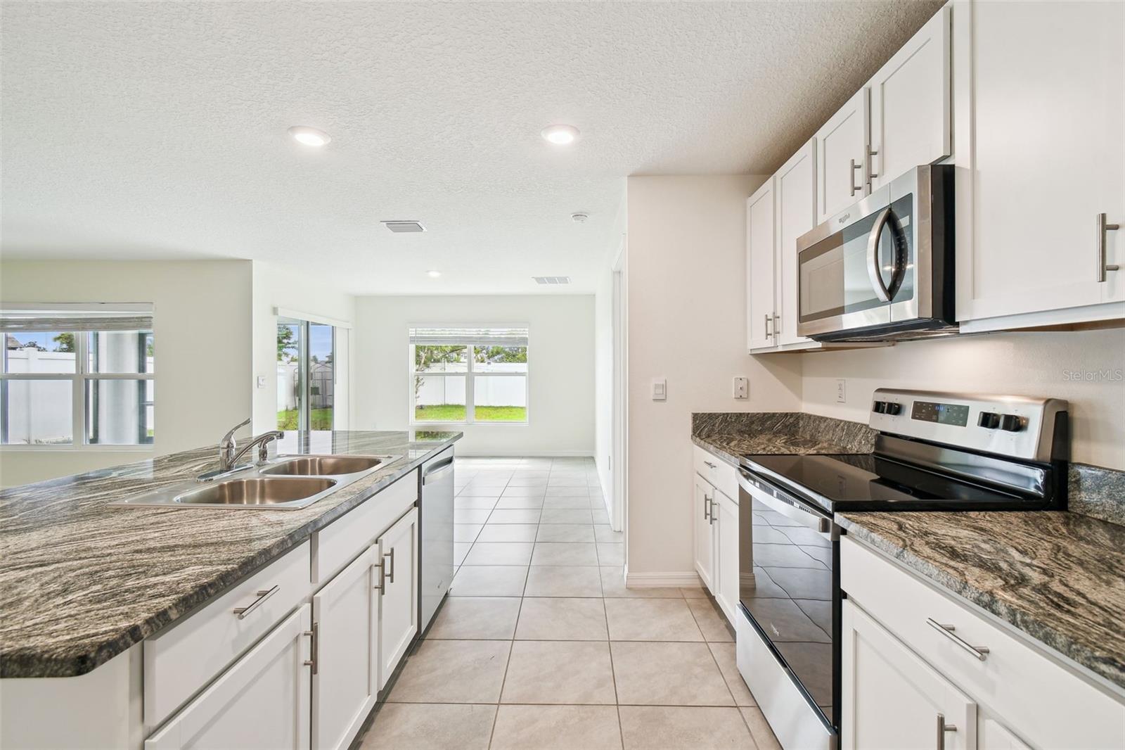 Image 9 of 64 For 4119 Autumn Amber Drive