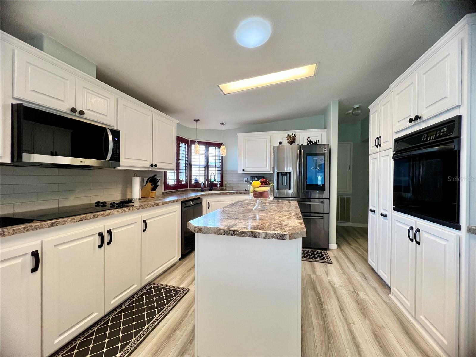 Image 37 of 100 For 1100 Belcher Road S 142