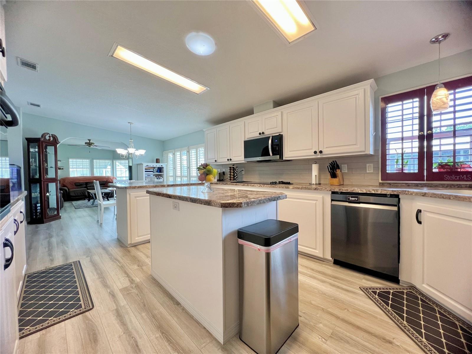 Image 41 of 100 For 1100 Belcher Road S 142