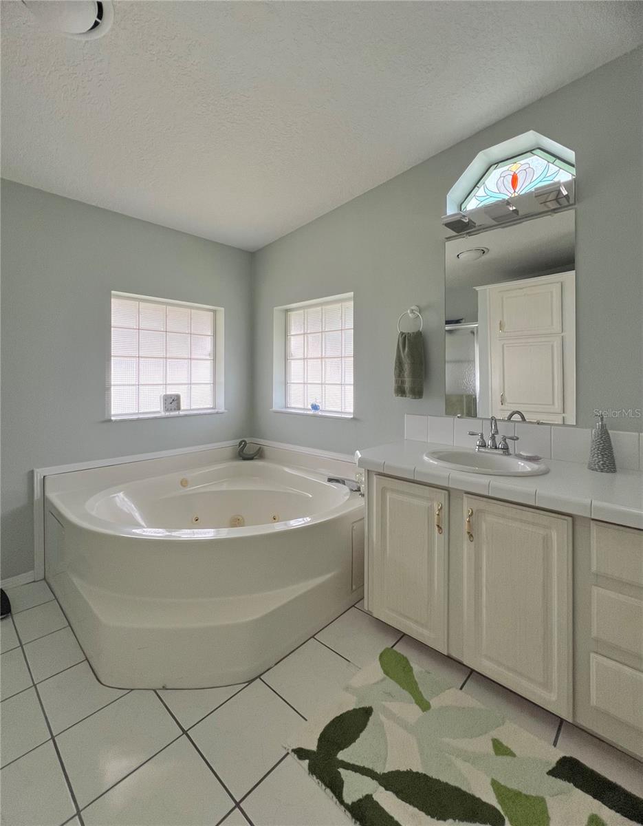 Image 63 of 100 For 1100 Belcher Road S 142