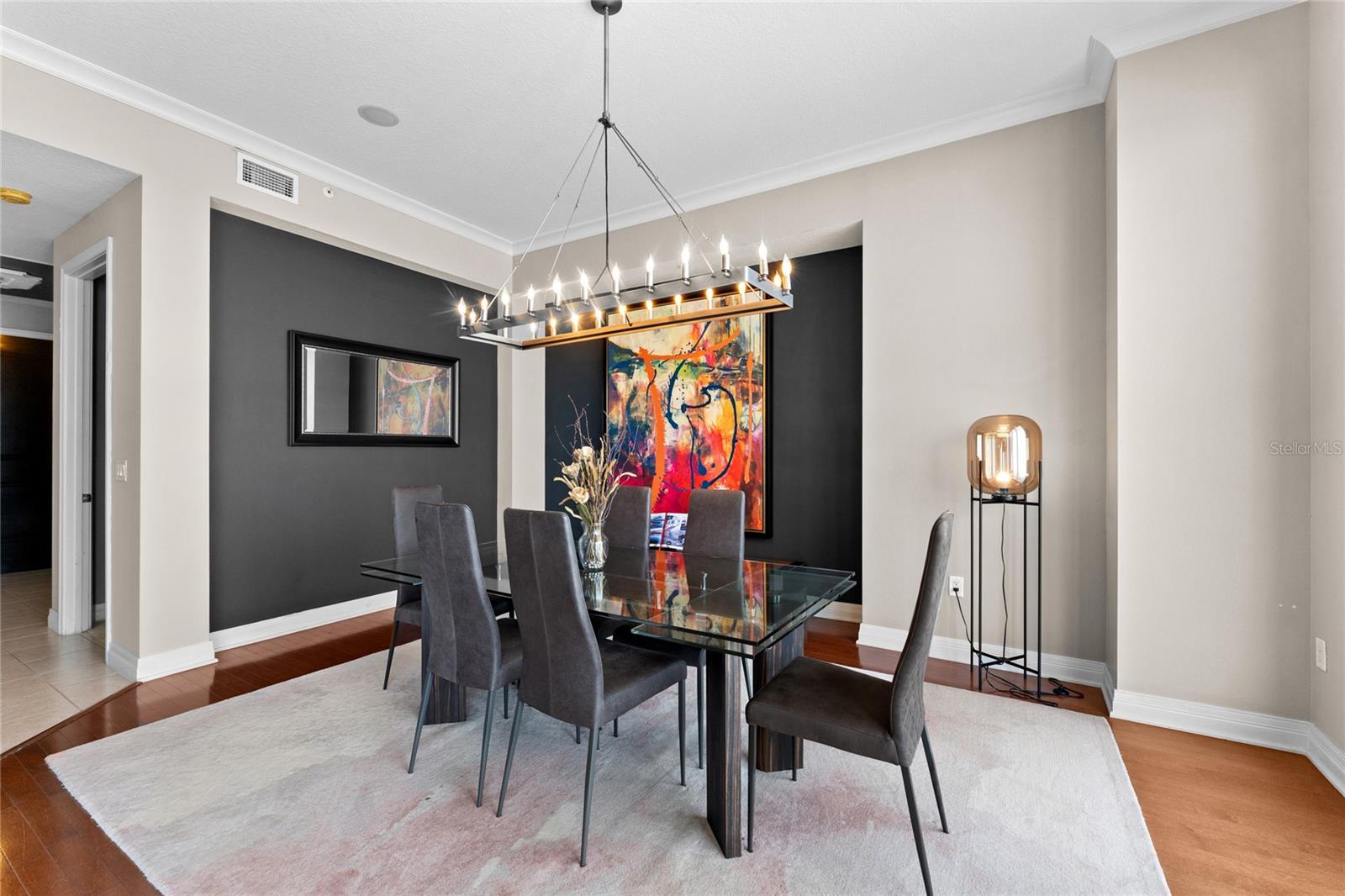 Image 10 of 49 For 1209 Cumberland Avenue 2703