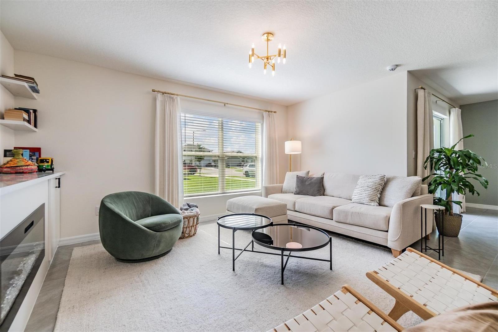 Image 17 of 45 For 13304 Mylion Way