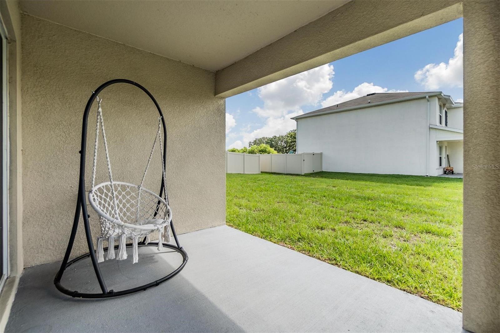 Image 32 of 45 For 13304 Mylion Way