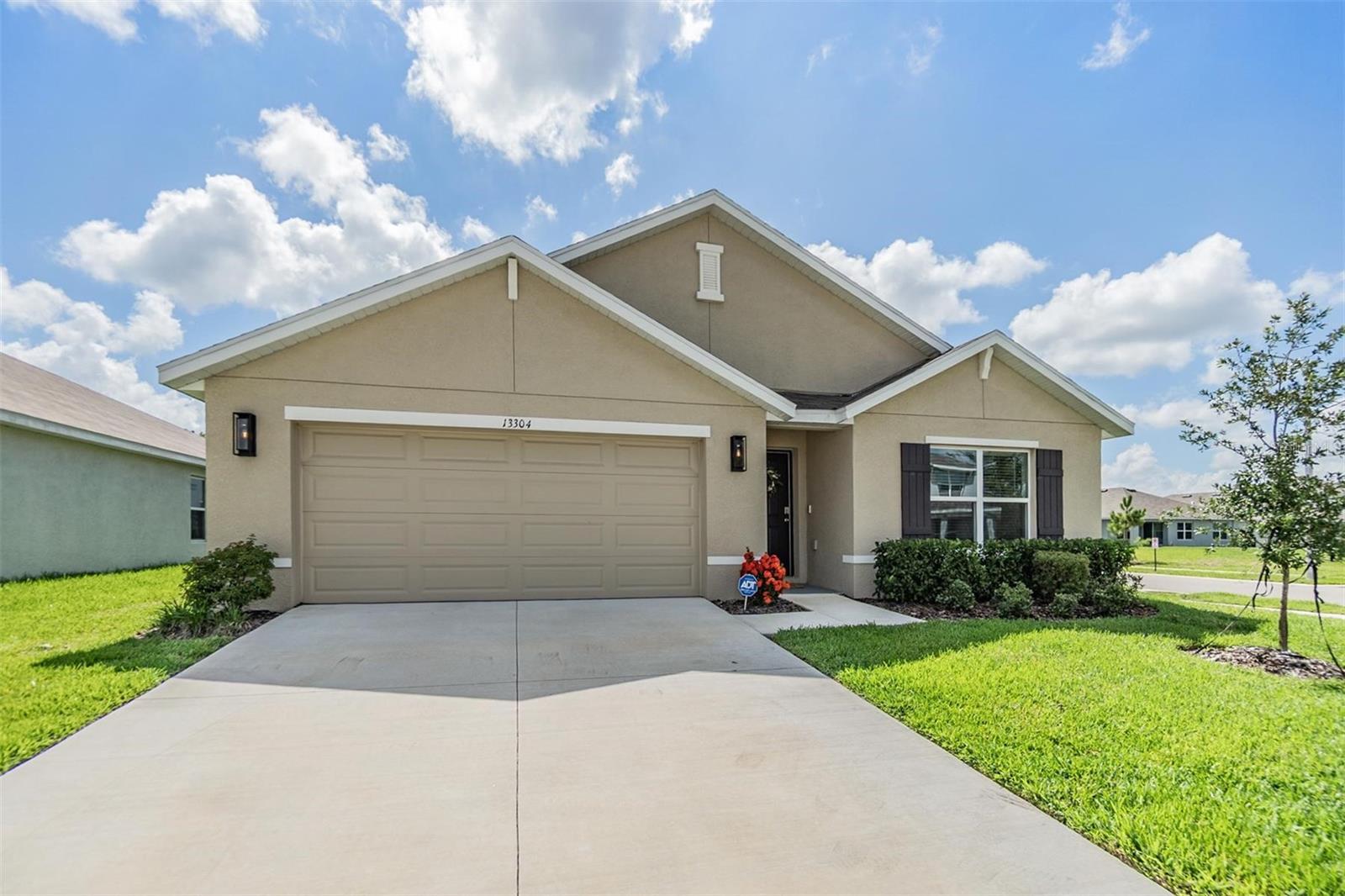Image 39 of 45 For 13304 Mylion Way