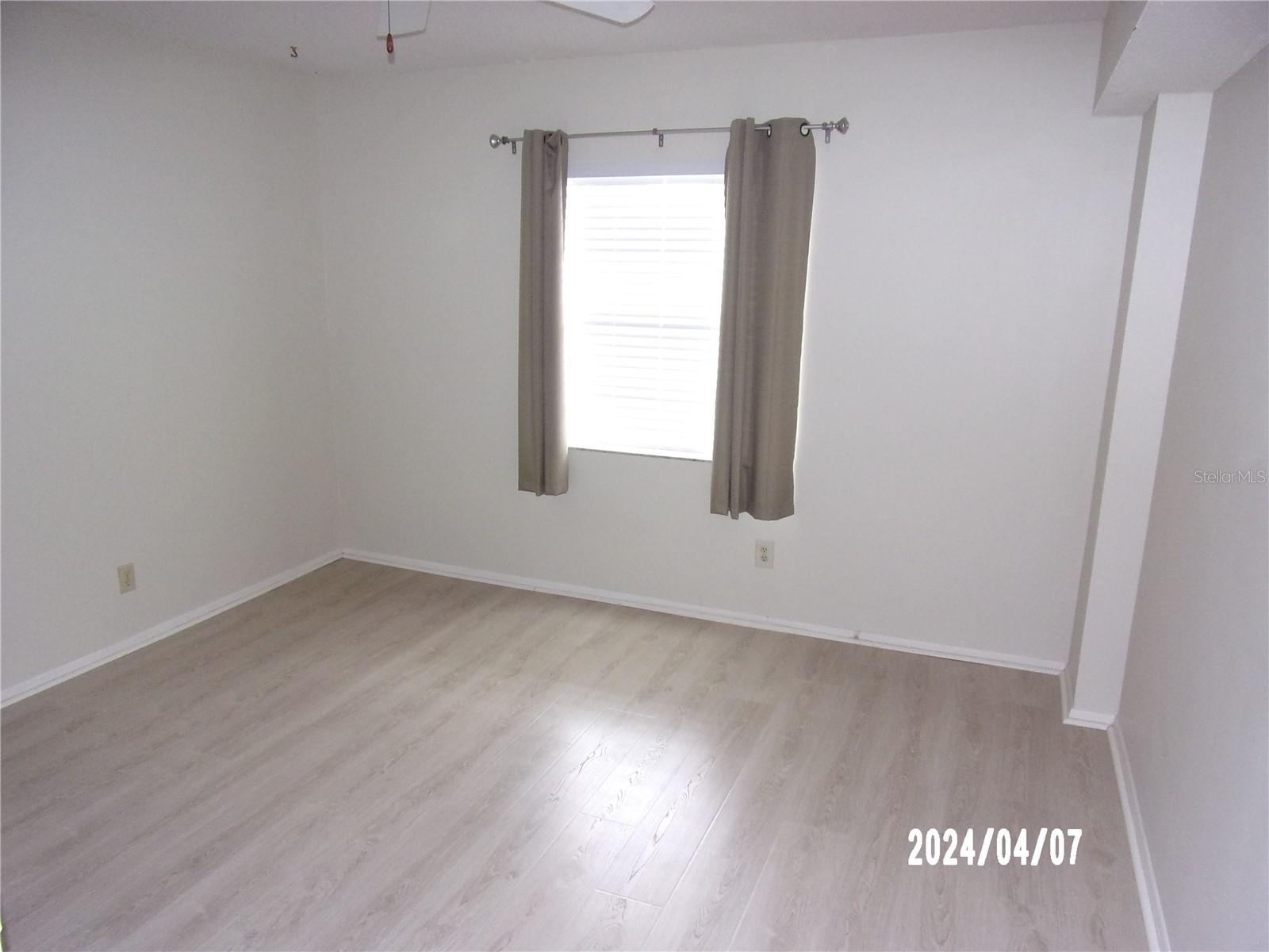 Image 9 of 25 For 18325 Gulf Boulevard 304