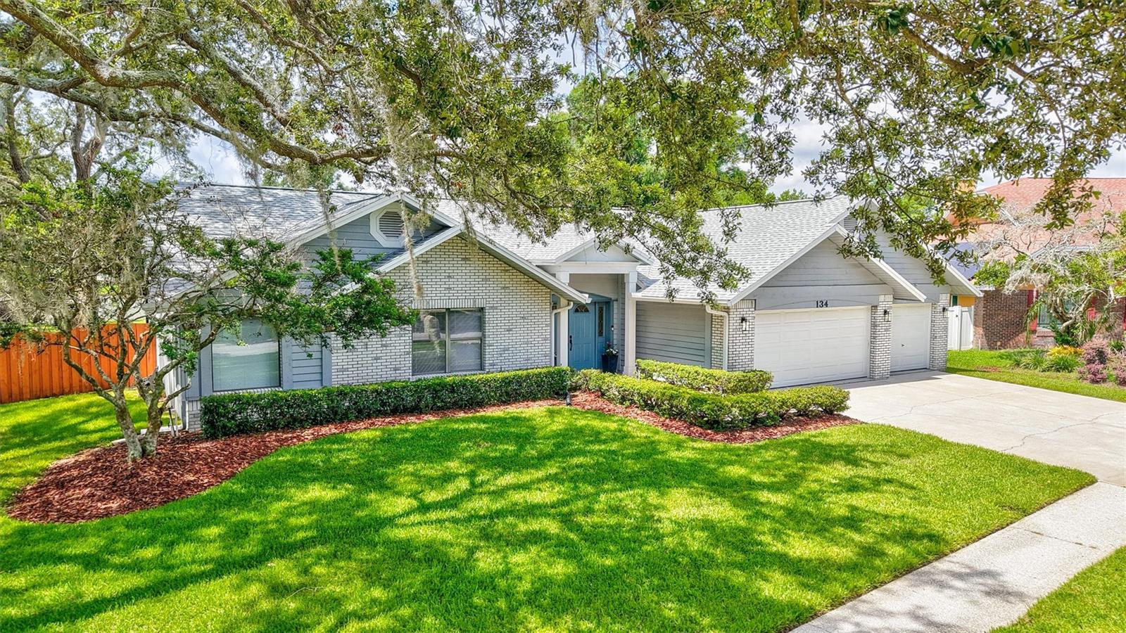 Image 2 of 47 For 134 Barrington Drive