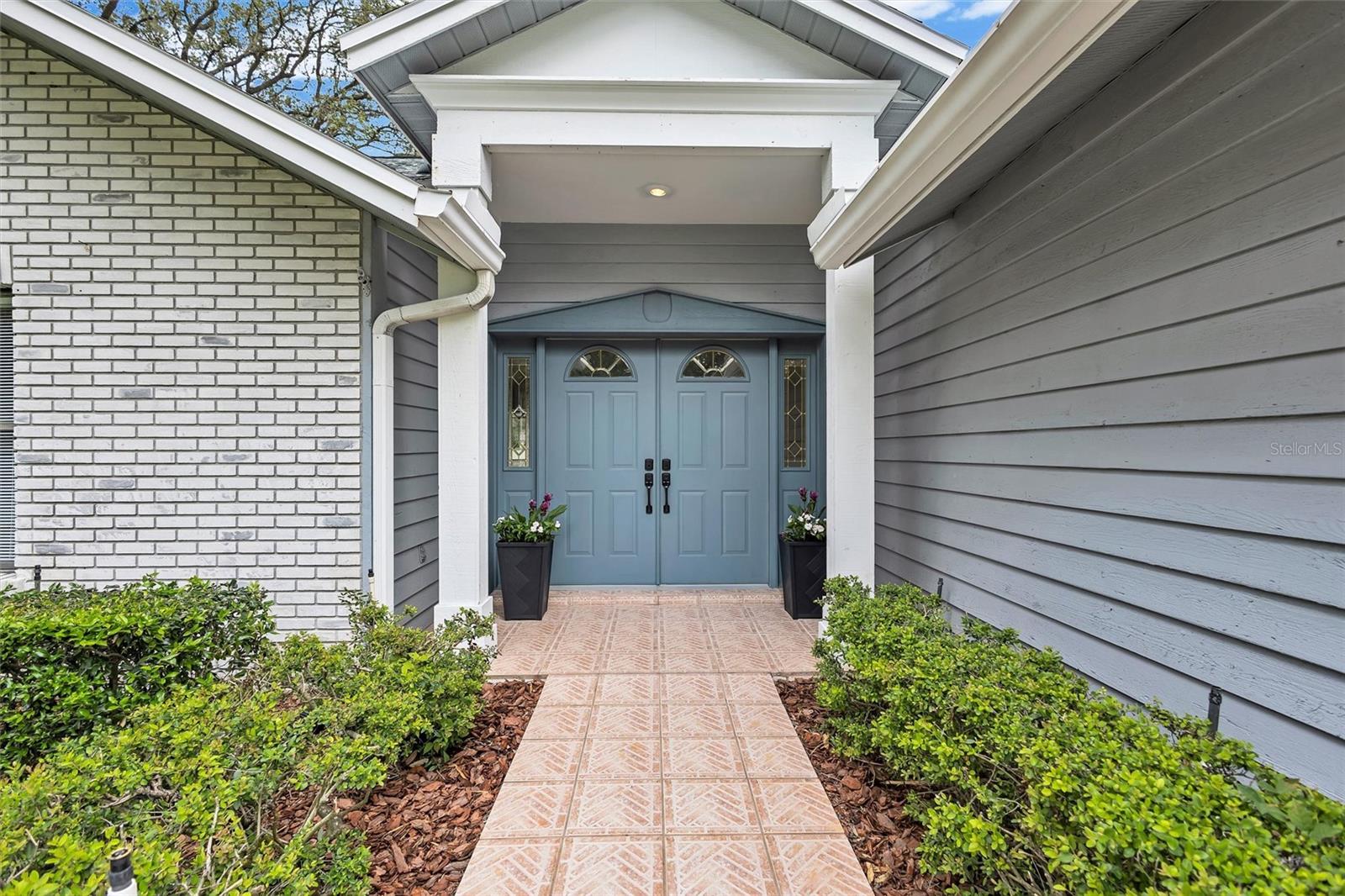 Image 3 of 47 For 134 Barrington Drive