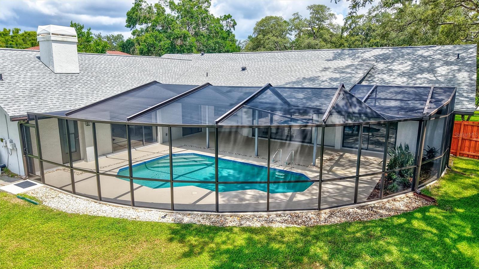 Image 40 of 47 For 134 Barrington Drive