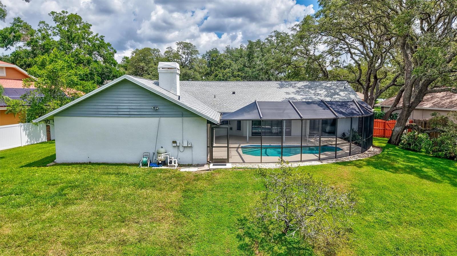 Image 41 of 47 For 134 Barrington Drive