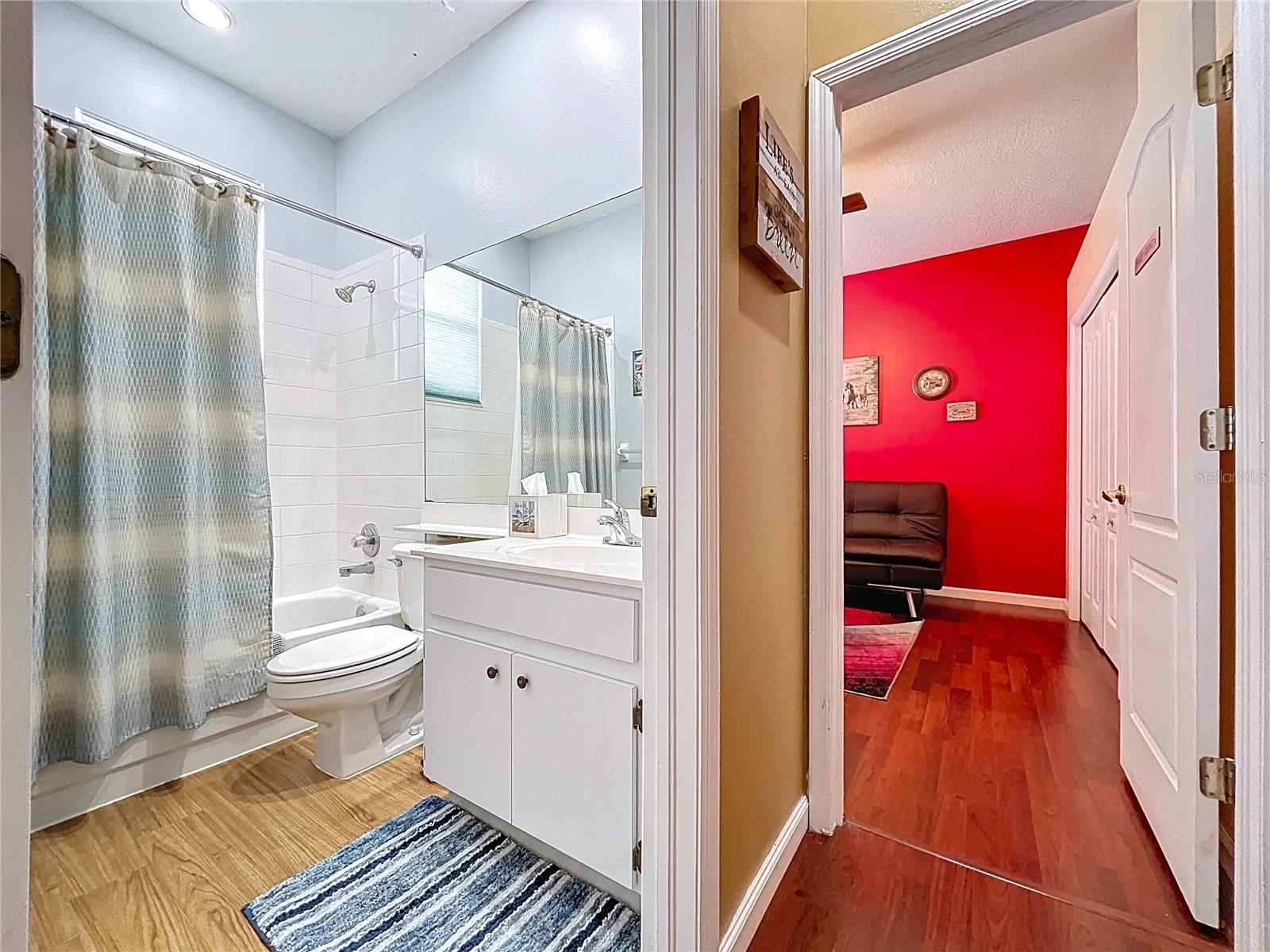 Image 33 of 40 For 22804 Willow Lakes Drive