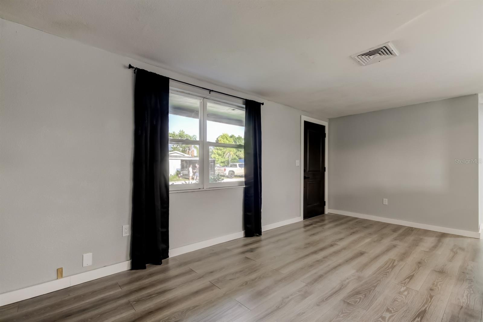 Image 13 of 62 For 7031 Magnolia Valley Drive