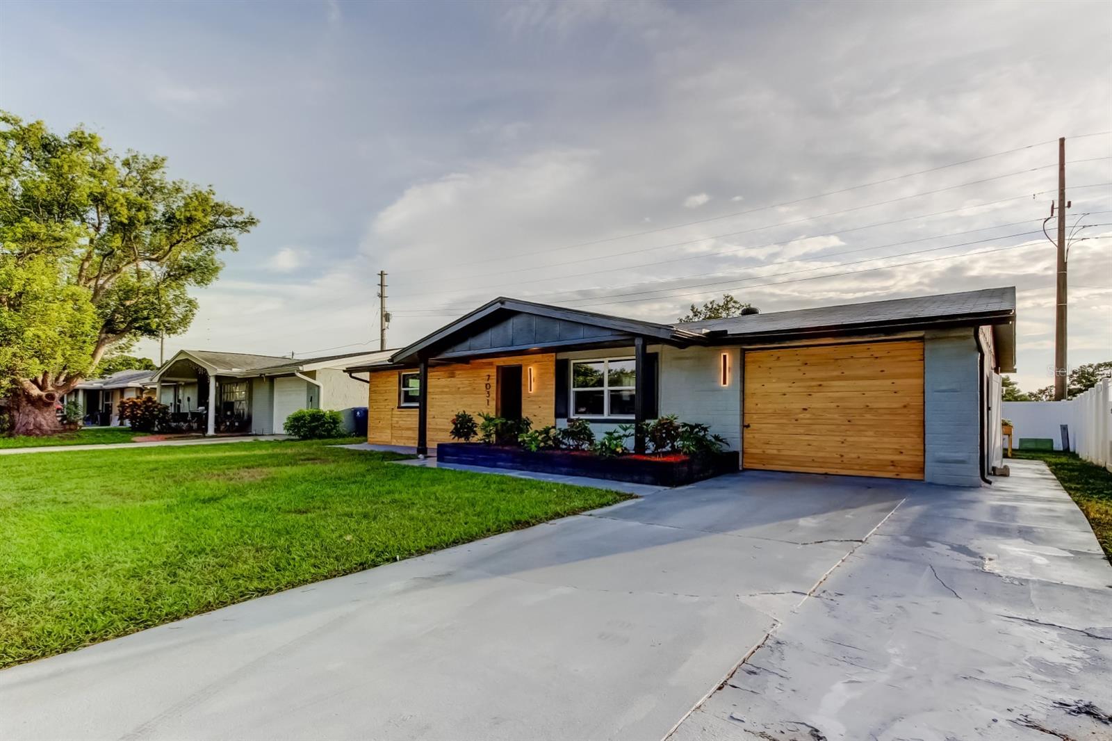 Image 2 of 62 For 7031 Magnolia Valley Drive