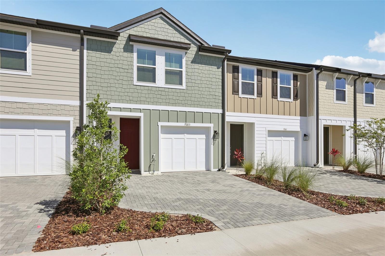 Image 3 of 36 For 7683 Deer Valley Circle