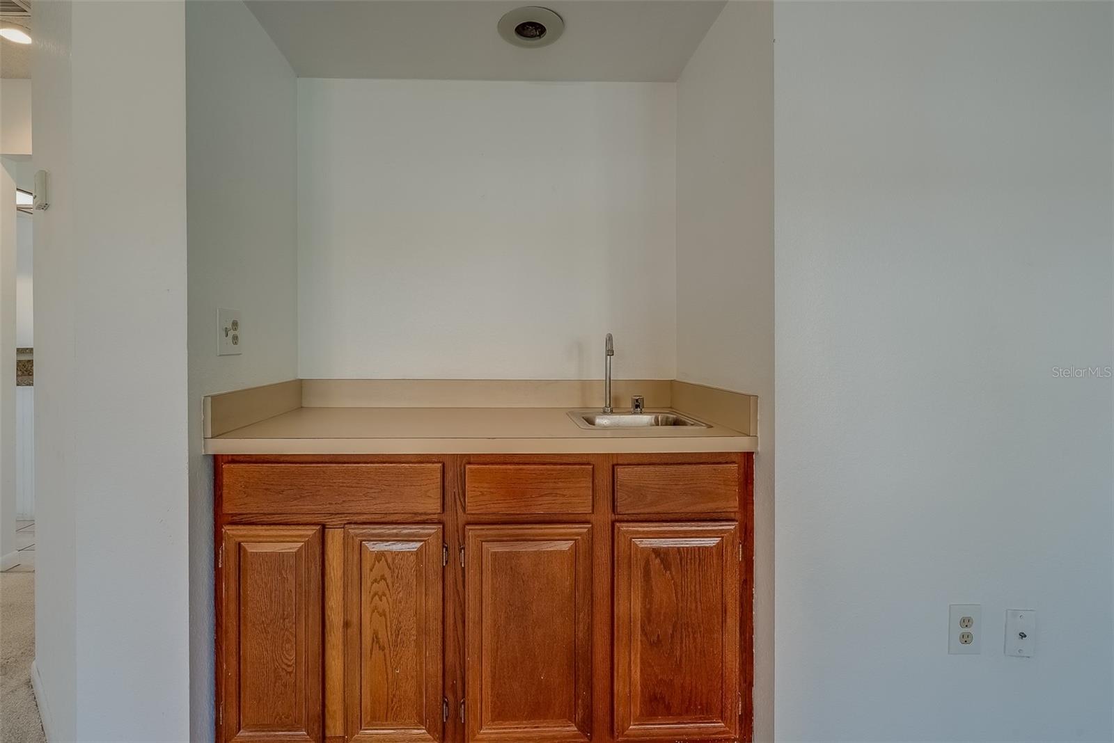 Image 18 of 58 For 2567 Bentley Drive