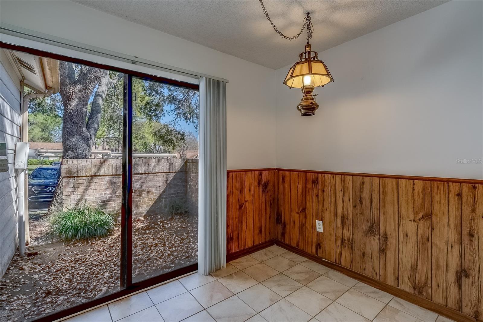 Image 24 of 58 For 2567 Bentley Drive