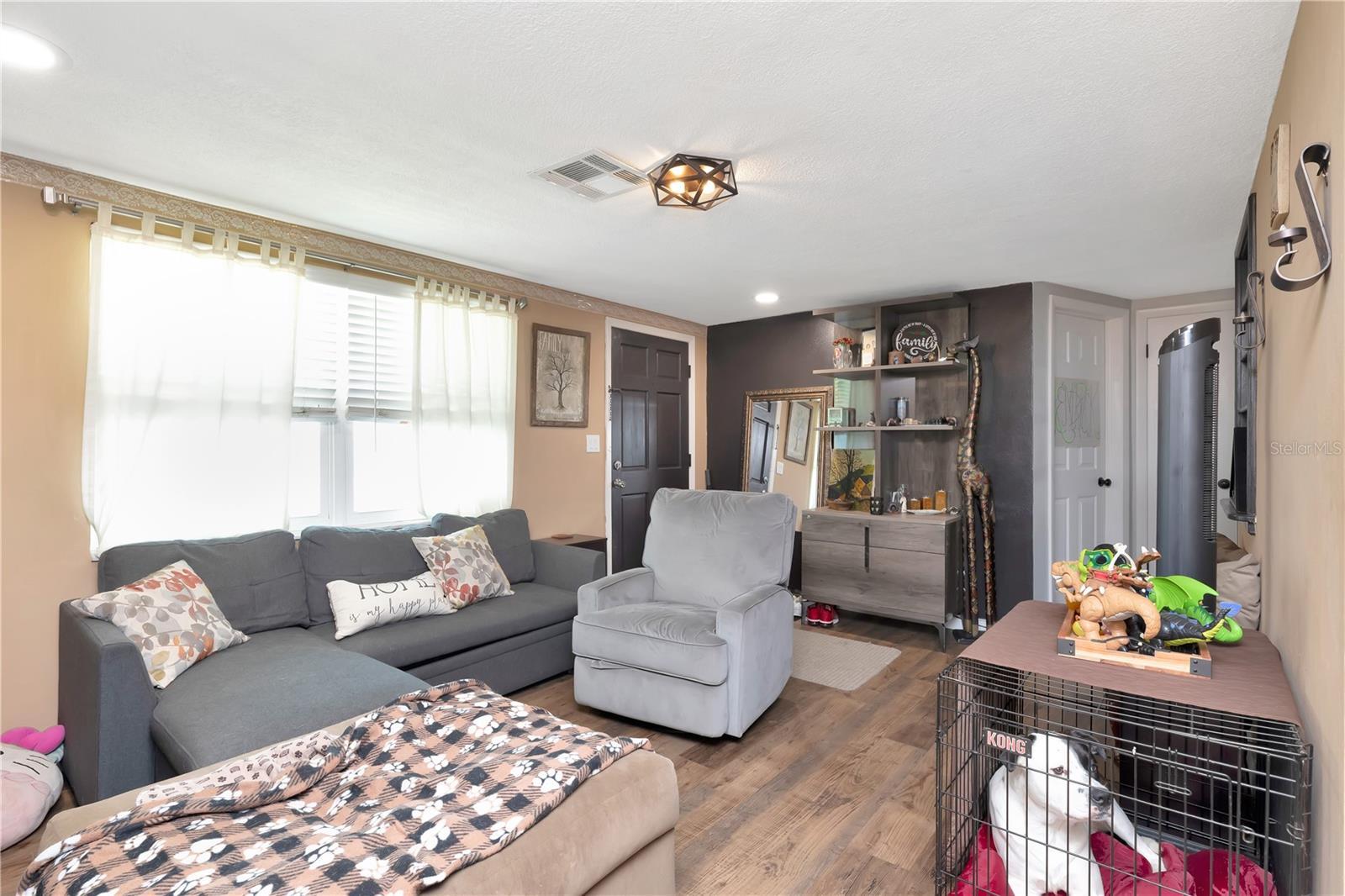 Image 3 of 22 For 3426 Coldwell Drive
