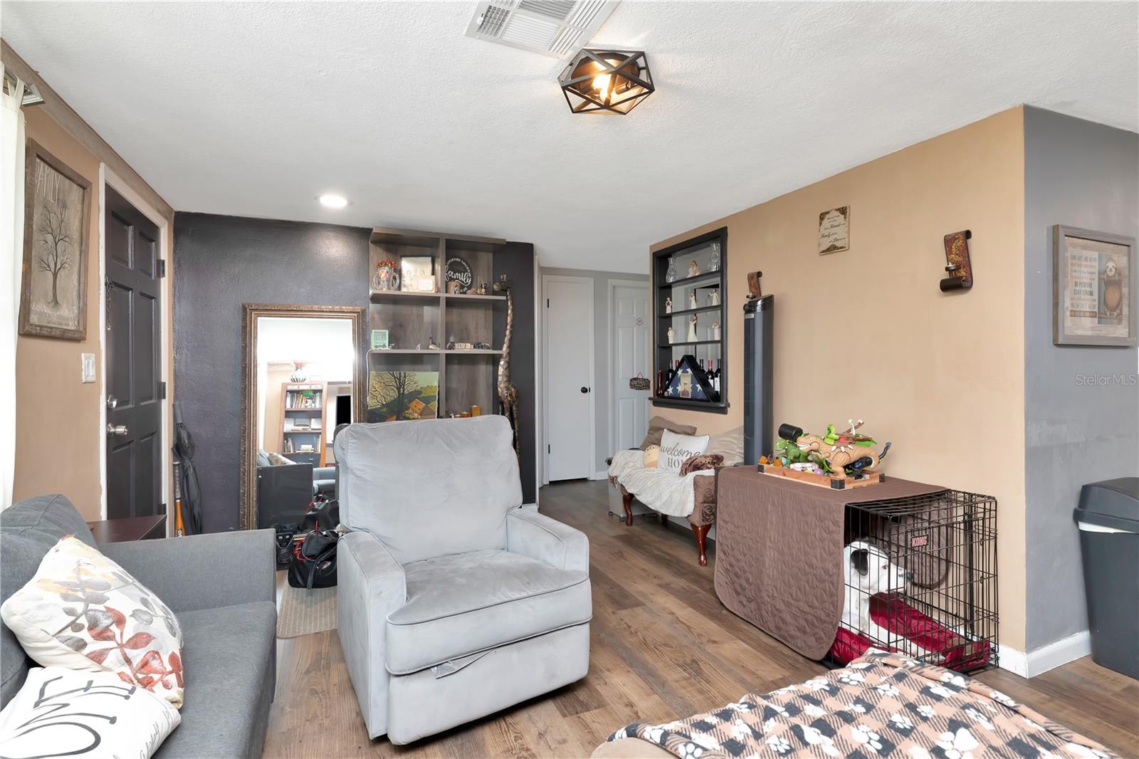 Image 4 of 22 For 3426 Coldwell Drive