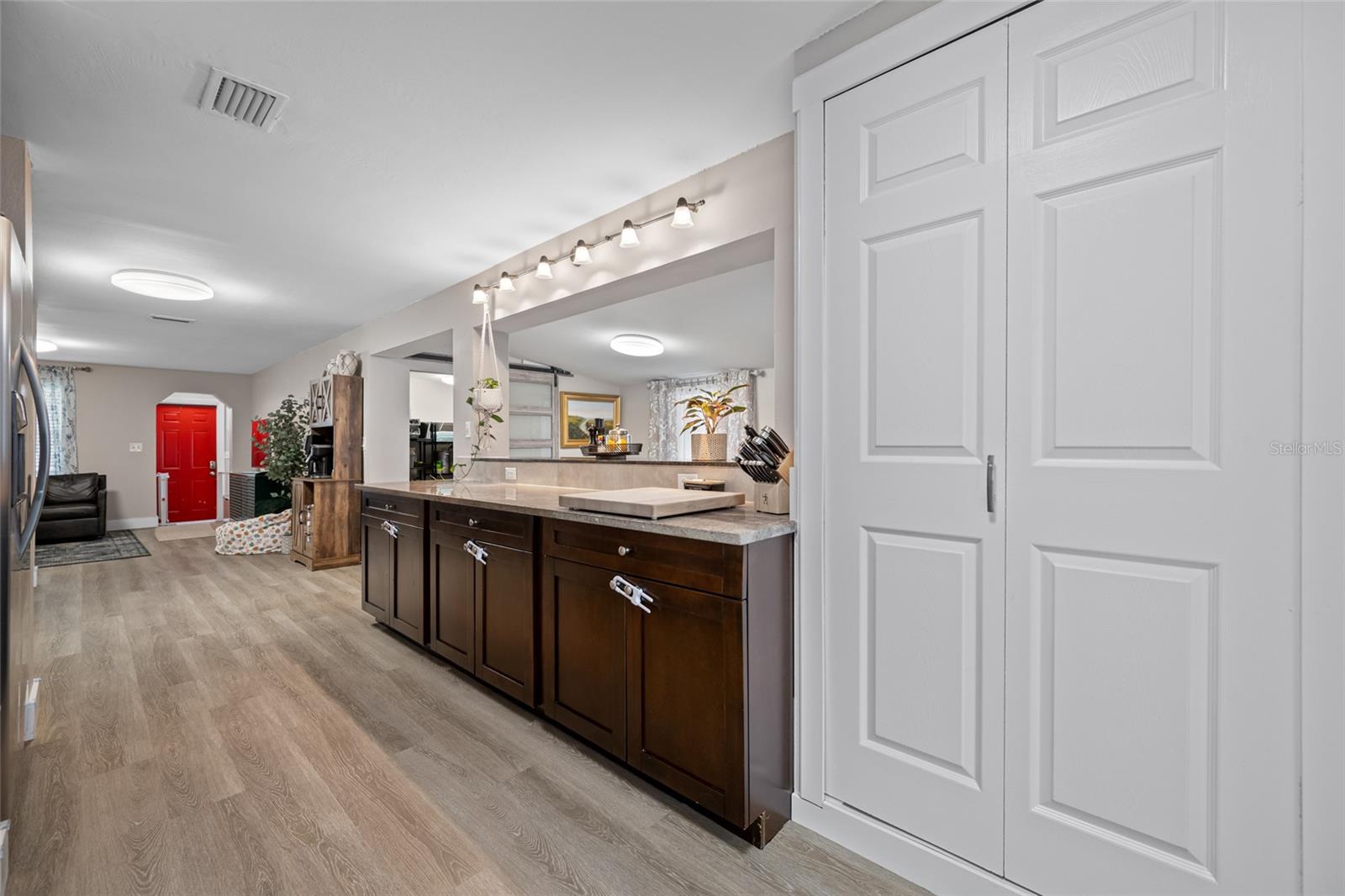 Image 12 of 34 For 6563 65th Avenue N