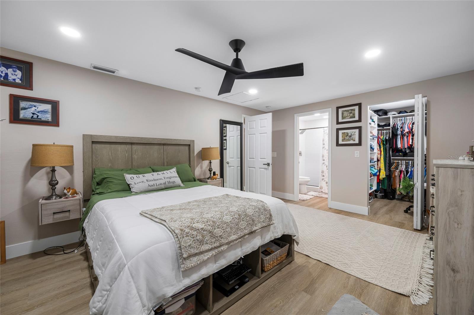 Image 31 of 34 For 6563 65th Avenue N