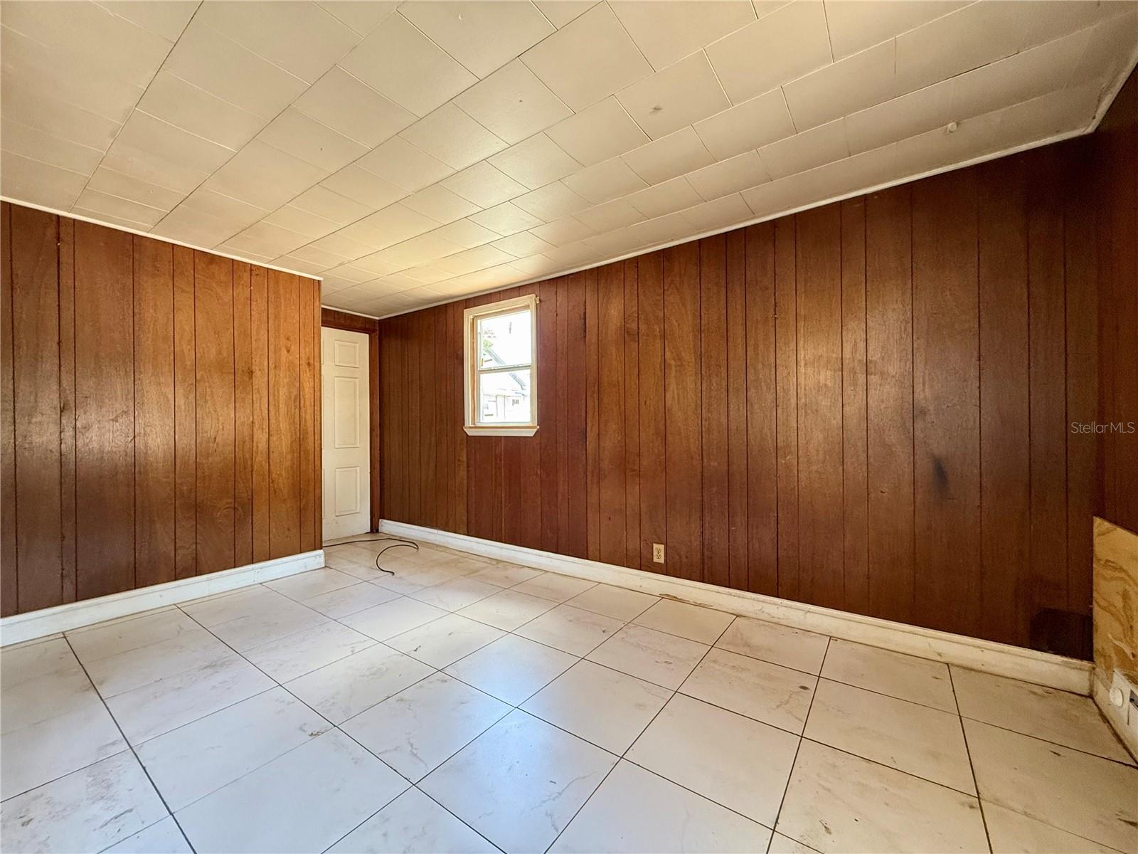 Image 18 of 20 For 2800 13th Avenue N