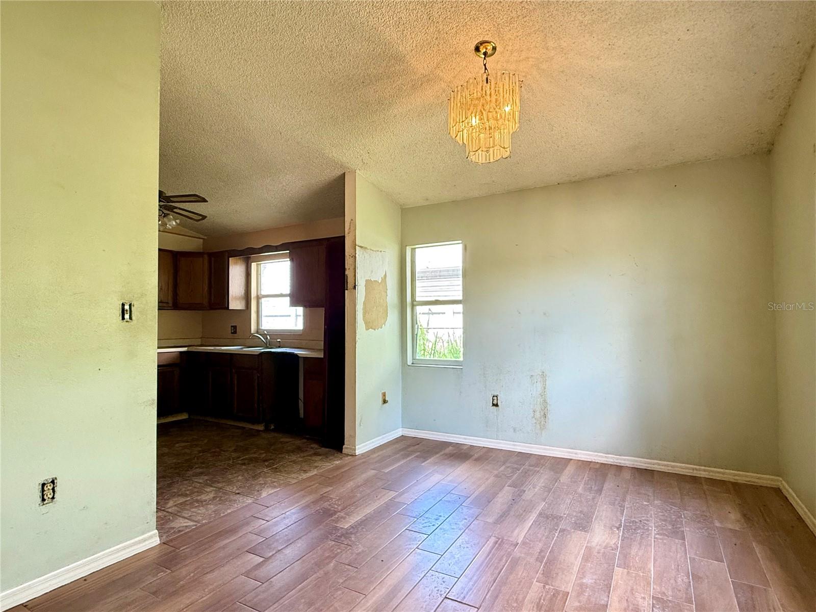 Image 8 of 20 For 2800 13th Avenue N