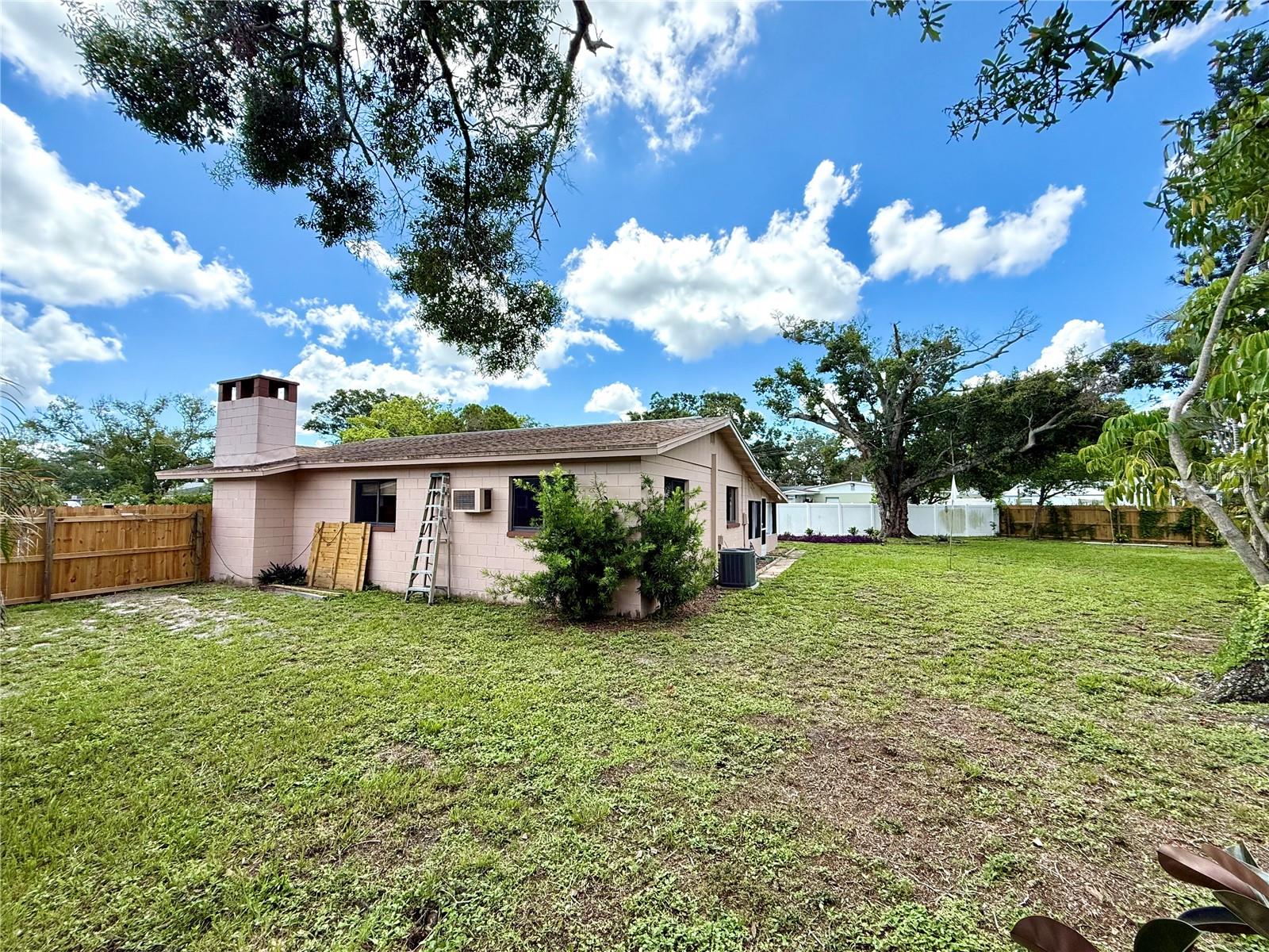 Image 17 of 17 For 6285 52nd Court N