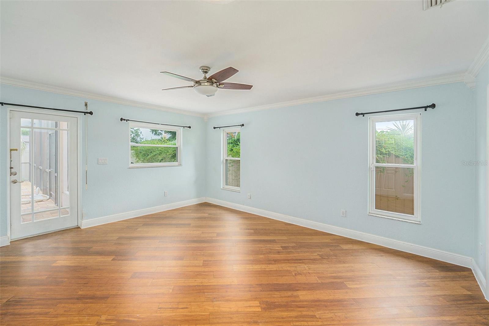 Image 12 of 30 For 1517 60th Street S