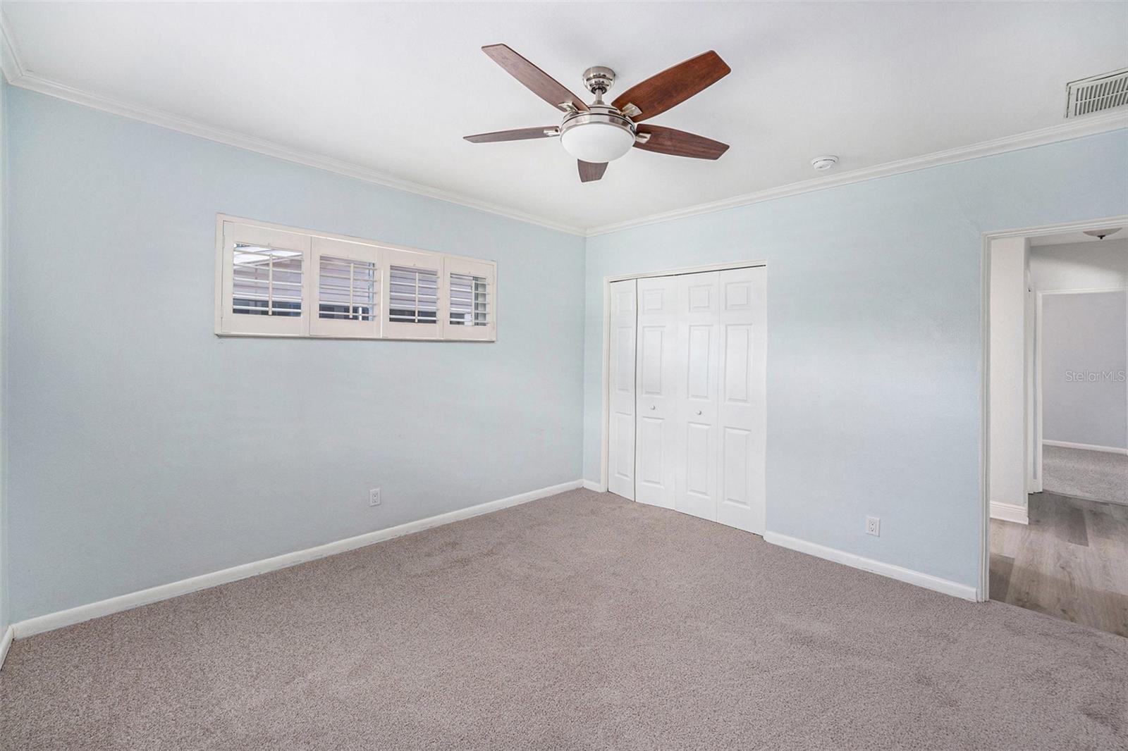 Listing photo id 30 for 1517 60th Street S