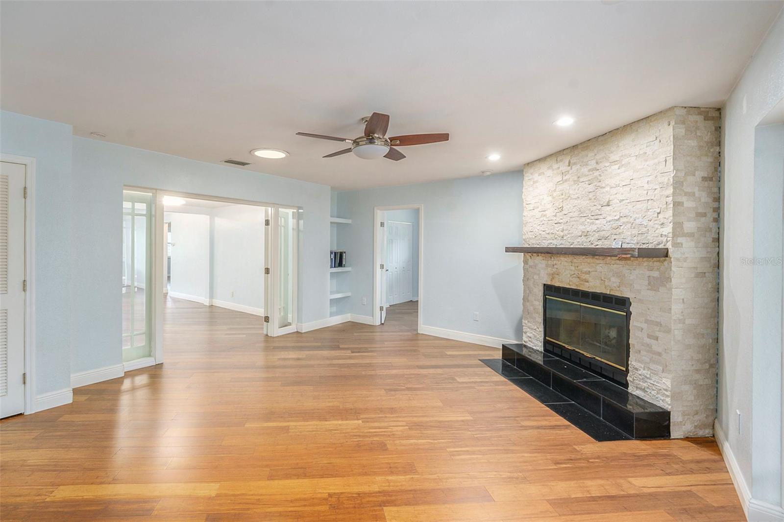 Image 5 of 30 For 1517 60th Street S